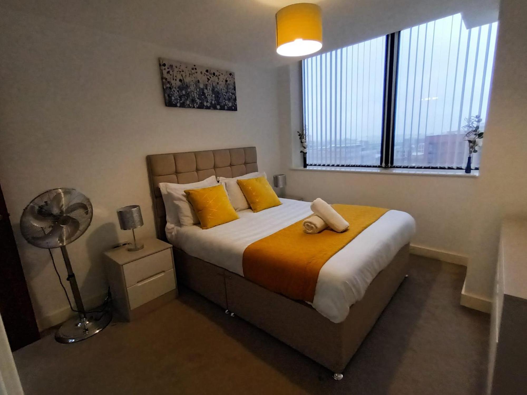 Kcs Broad Street Apartment Бирмингем Экстерьер фото
