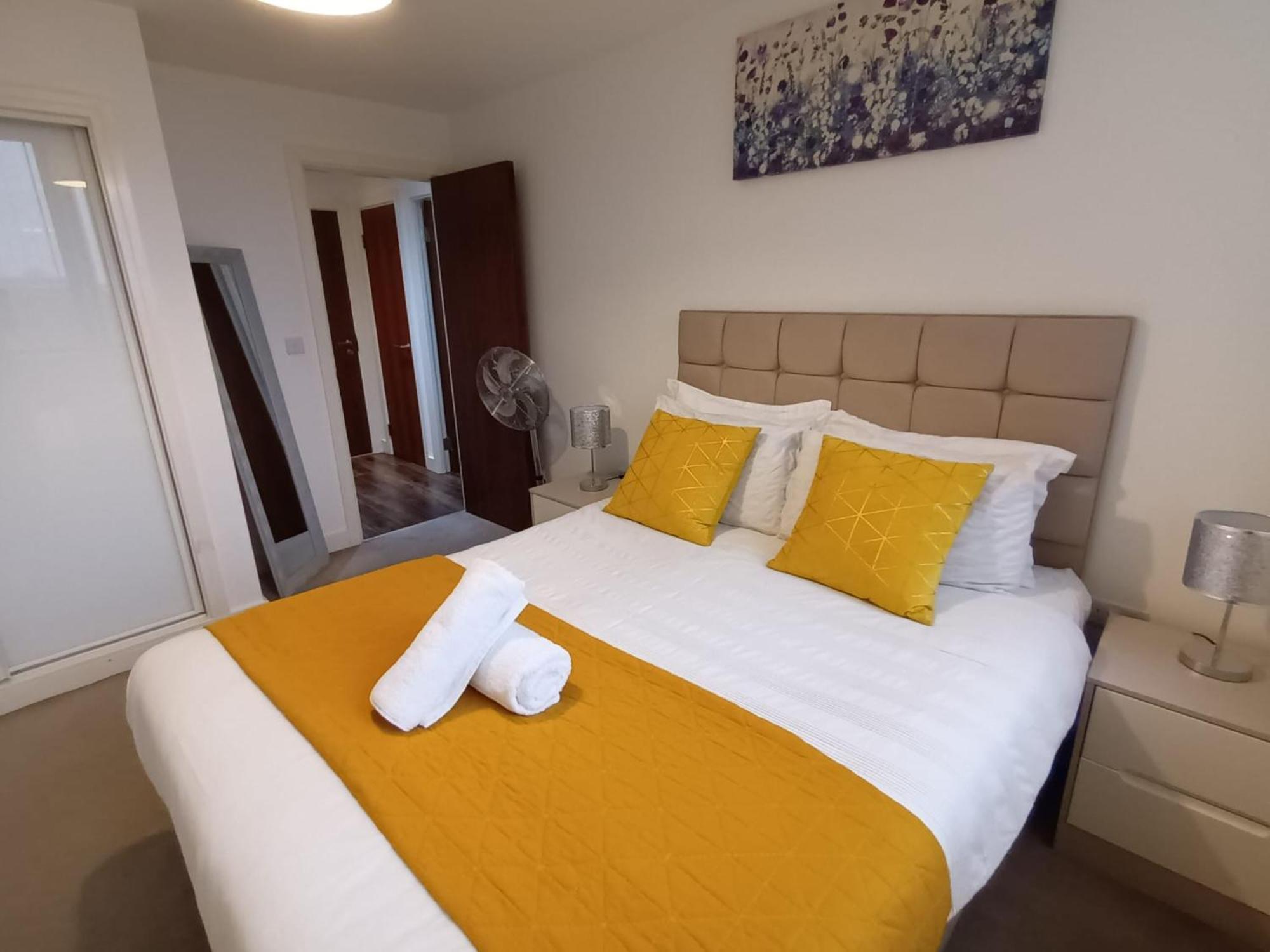 Kcs Broad Street Apartment Бирмингем Экстерьер фото