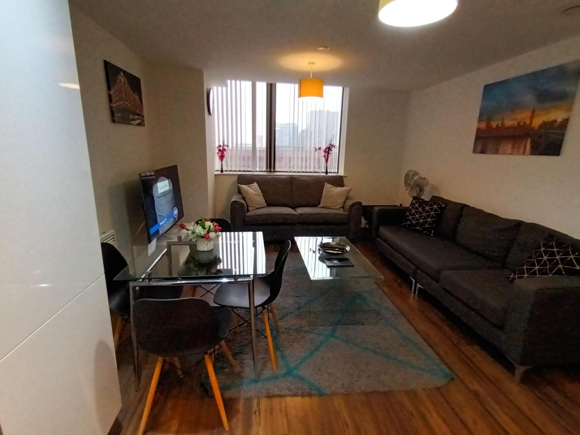 Kcs Broad Street Apartment Бирмингем Экстерьер фото