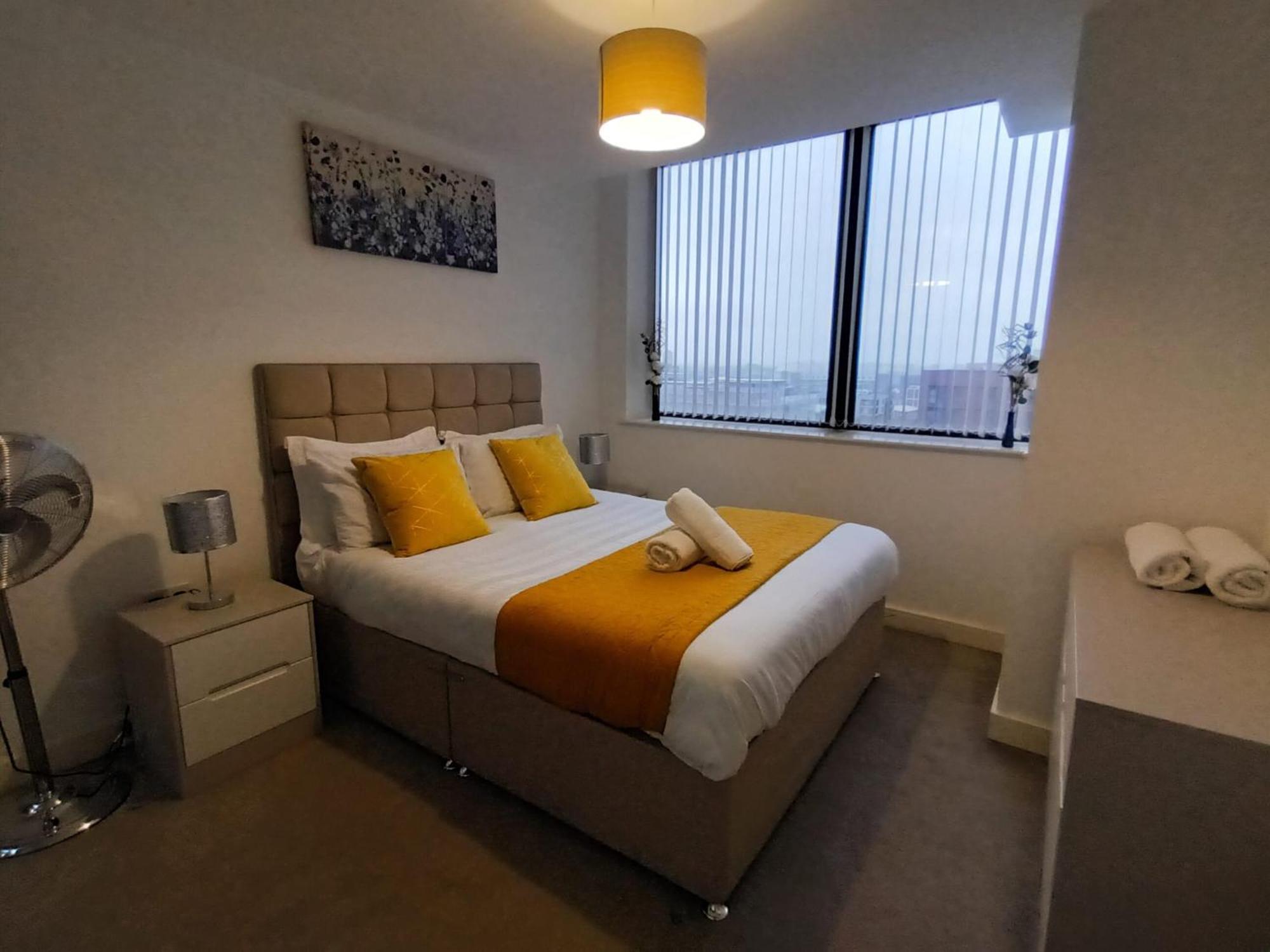 Kcs Broad Street Apartment Бирмингем Экстерьер фото
